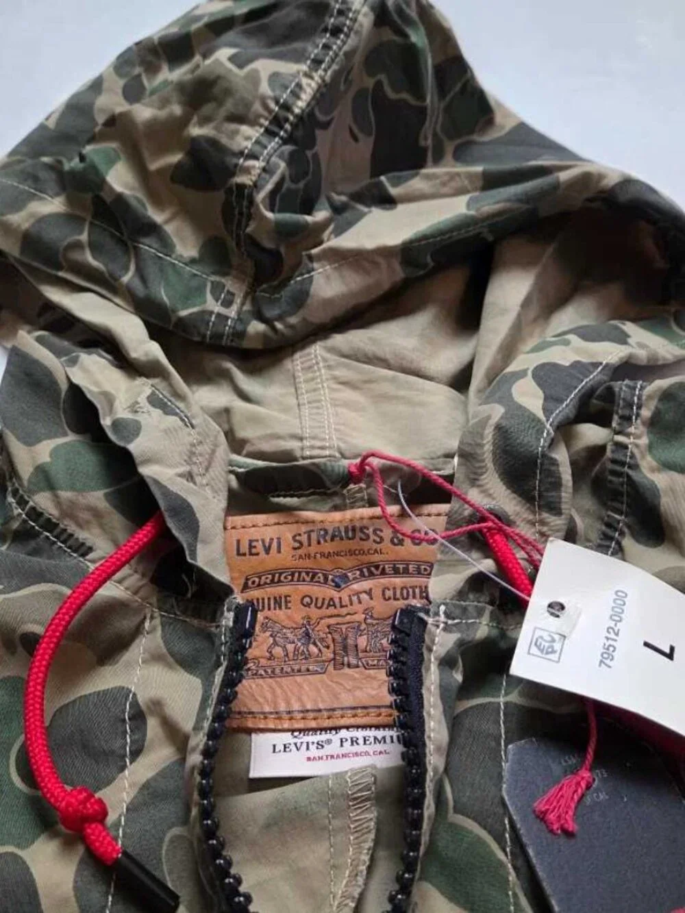 New L Levi's x Justin Timberlake Fresh Leaves hybrid camo hooded trucker jacket
